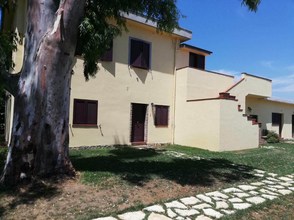 Agriturismo Le Folaghe Terracina Bagian luar foto